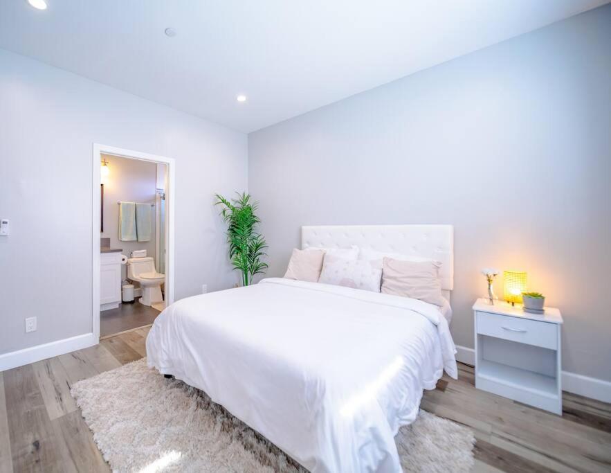 4bd Townhome Sleeps 10 Near Usc/dtla/expo *